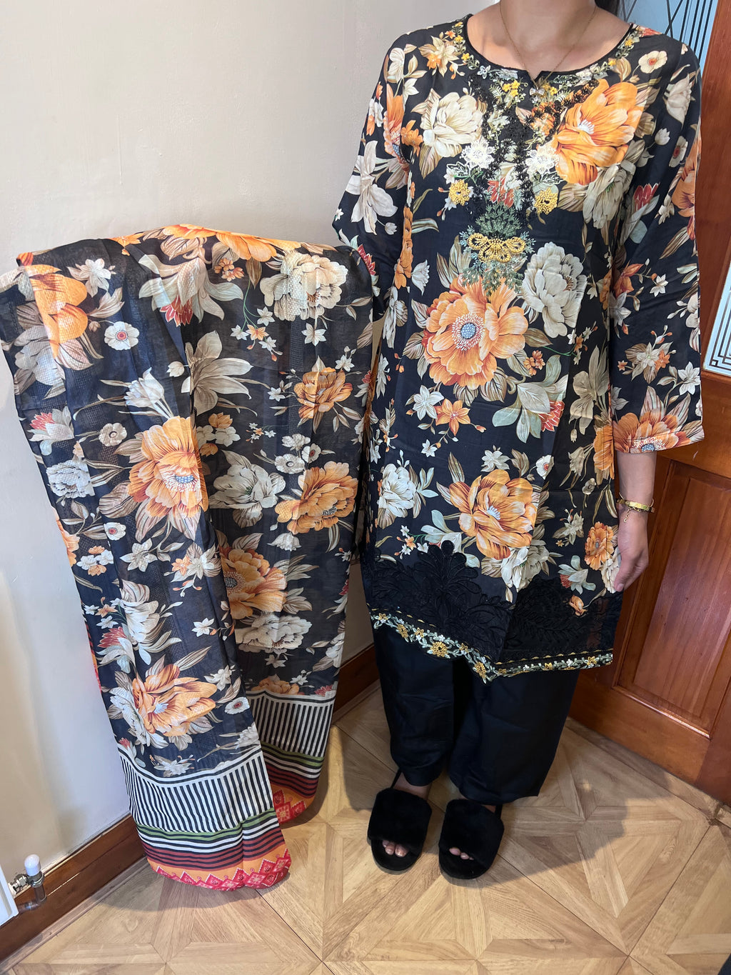 Black 3 piece floral suite plazzo trousers