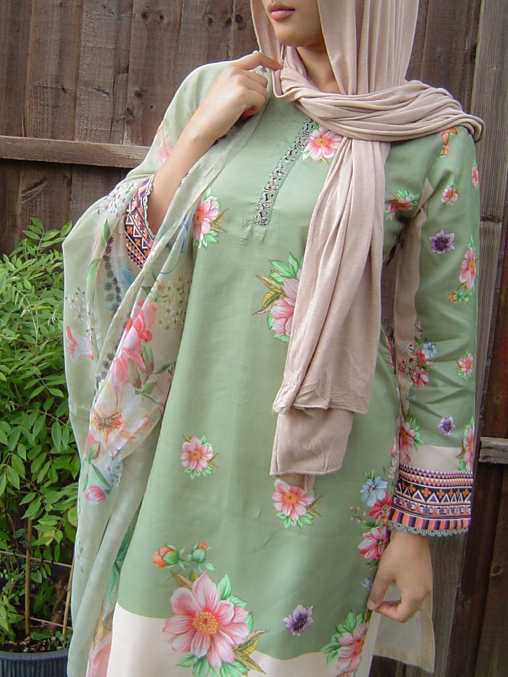 Pale Green and Cream Printed 100% Cotton 3-Piece Suit