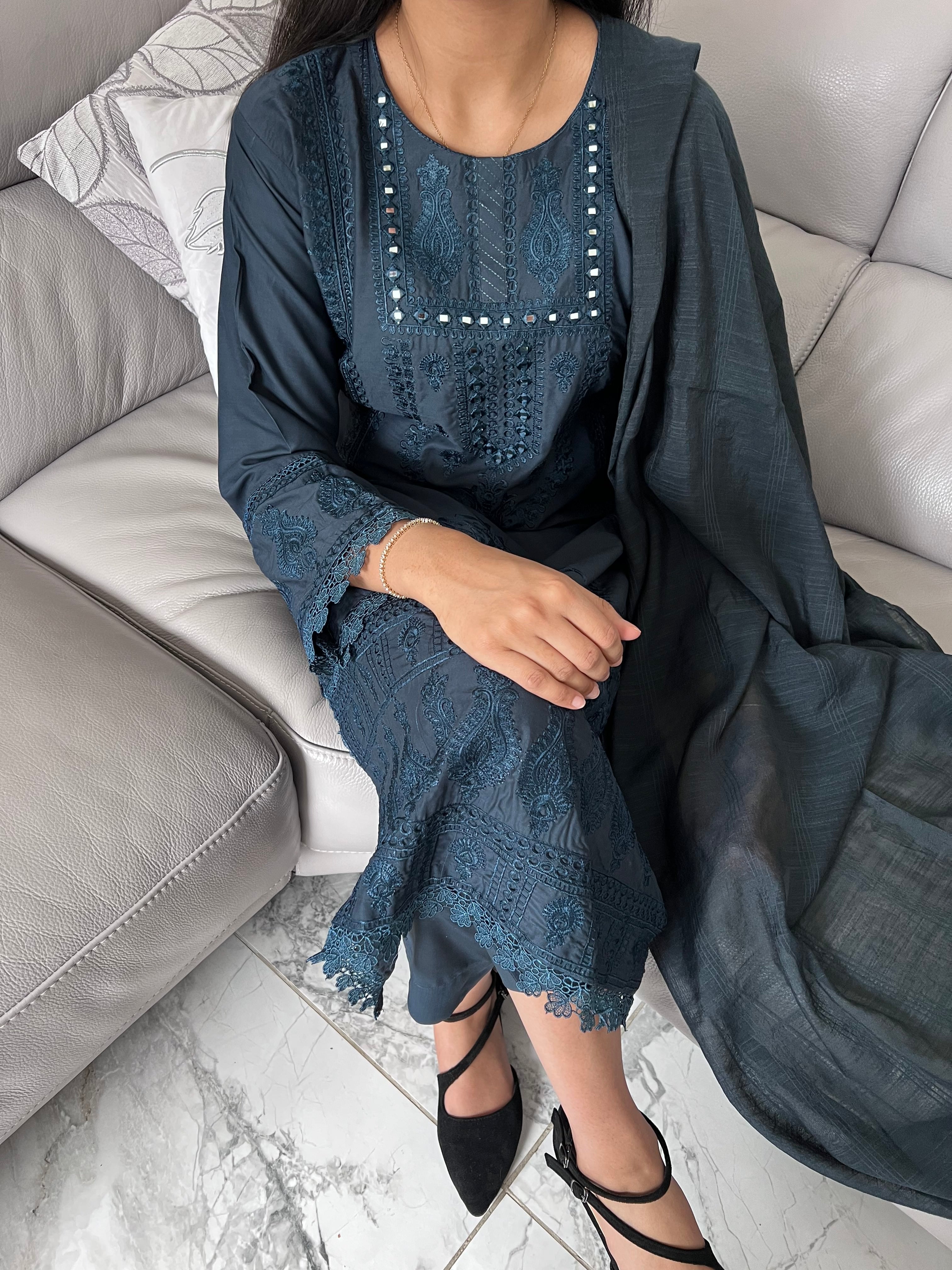 Navy Blue Linen 3-Piece Suit